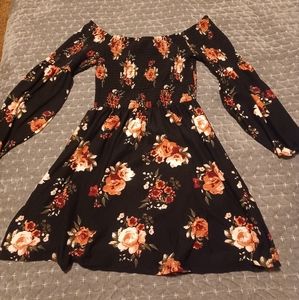 J for Justify (S) off the shoulder roses dress